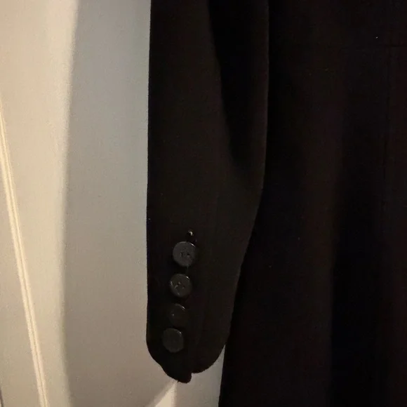 Larry Levine long Walking Coat, Black, Size 6 - Picture 3 of 6